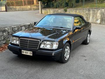 Mercedes-benz E 200 cabrio - TARGA ORO