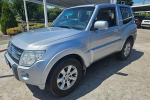 MITSUBISHI Pajero 3.2 DI-D 16V 3p. Intense DPF