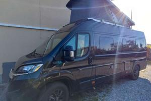Van Etrusco CV 640 SB con tetto a soffietto Pop-Up