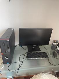 Computer, monitor,tastiera,mouse