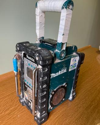 Makita Radio piu Batteria 6h