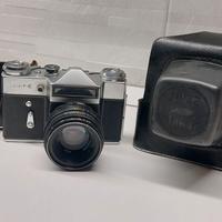 Macchina fotografica zenit E