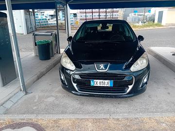 Peugeot 308 1.6 HDI 112 cv stop& start. Allure 
