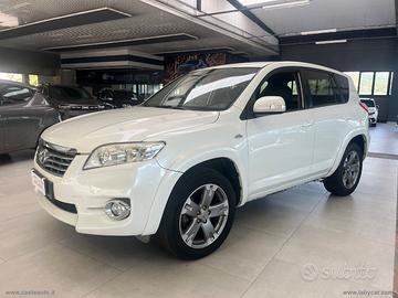 TOYOTA RAV4 Crossover 2.2 D-Cat A/T 150 CV Lux.