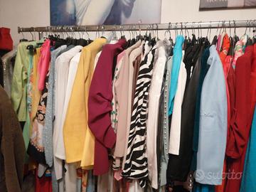 abbigliamento misto estivo e invernale 