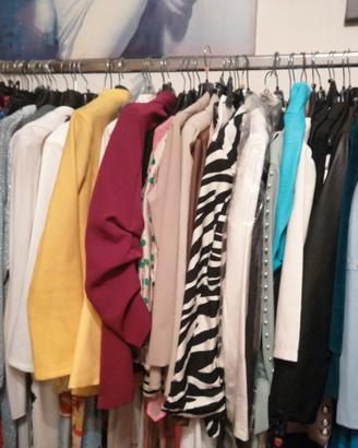 abbigliamento misto estivo e invernale 