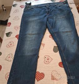 Jeans uomo nuovi