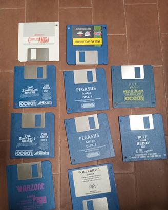 floppy con giochi per Amiga