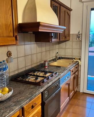 Cucina in Legno Ciliegio + piano in  marmo vero
