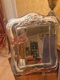 Specchio/cornice in argento decorato stile cla