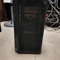Lenovo System x3500 M5 + Licenza VMware vSphere