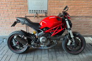Monster 796