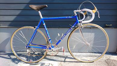 GIOS Record 1976
