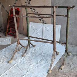 Cavalletti in ferro regolabili fino a 180 cm