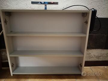 Mobile bagno con lavandino e pensile con specchio 