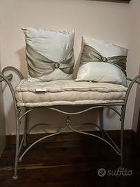 Elegante poggiapiedi