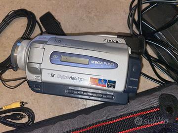 Videocamera SONY DCR-TRV25E