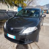 LANCIA Y mild hybrid Firefly 1.0