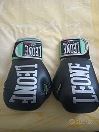 GUANTI E PARASTINCHI