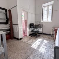 Locale commerciale versatile ideale per uffici e a