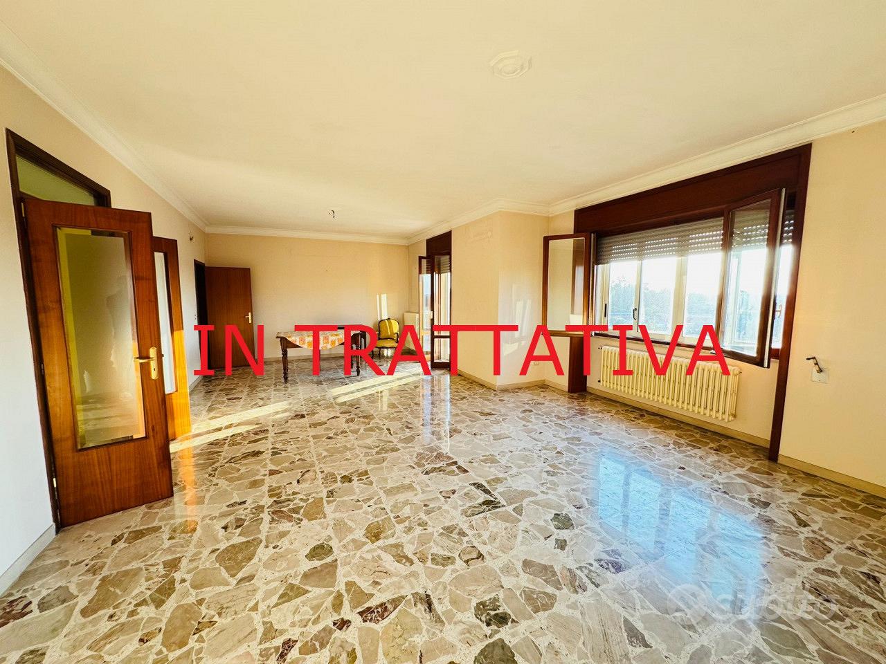 AMPIO APPARTAMENTO QUADRILOCALE A SAN CESARIO DI L