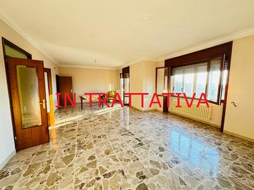 AMPIO APPARTAMENTO QUADRILOCALE A SAN CESARIO DI L