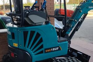 Escavatore sunward 18 quintali