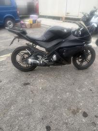 Yamaha Yzf r 125
