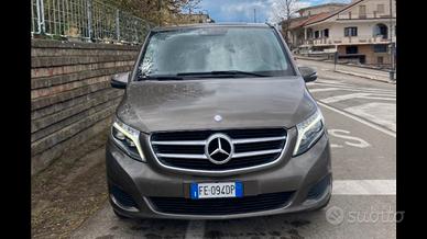 Mercedes-Benz V220d (leggere descrizione)