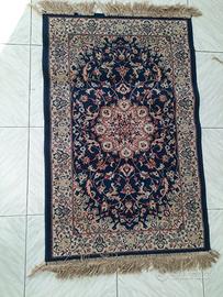 Tappeto persiano blu