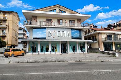 Via Nazionale Torrette : Trilocale con box