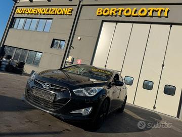 HYUNDAI I40 per ricambi usati D4FD