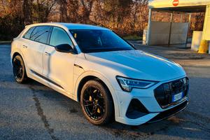 Audi q8 e tron 50