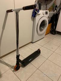 Monopattino freestyle Lucky and Blunt