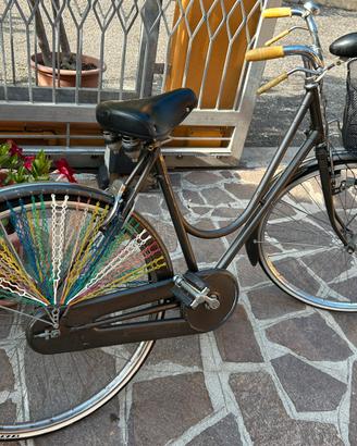 Bicicletta olandese da donna