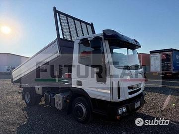 Iveco eurocargo 75E18 ribaltabile trilater 2013 E5