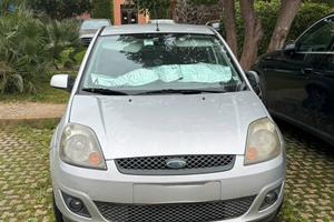 Ford Fiesta 1.4 Diesel 50 Kw 3 Porte