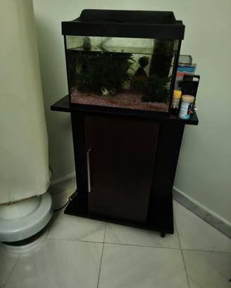 Acquario 30 LT completo di mobiletto e accessori