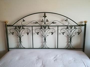 Letto matrimoniale in ferro battuto