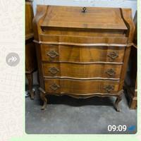 Cassettiera con ribaltina