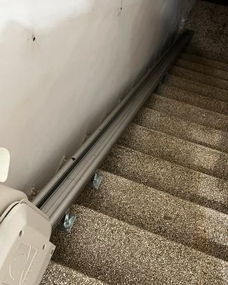 Montascale per anziani e disabili