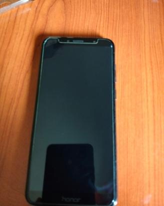 HONOR 7° A    cellulare  esente da vizi.