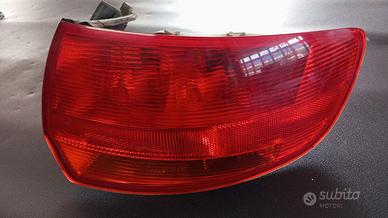 Fanale posteriore dx AUDI A3 anno 2006 5 porte