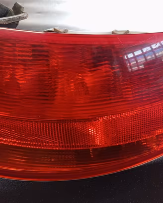 Fanale posteriore dx AUDI A3 anno 2006 5 porte