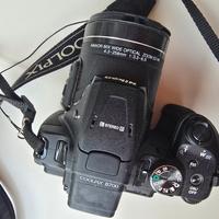 Nikon Coolpix B700