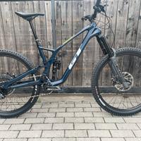 Bici GT FORCE CARBON PRO LE