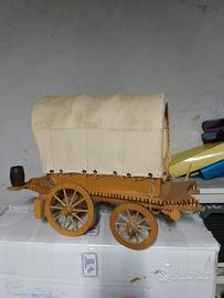 diligenza in legno antica