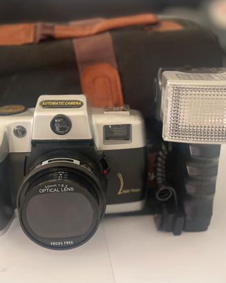 Macchina fotografica vintage canomatica self timer