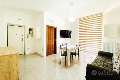 3 LOCALI A PAOLA