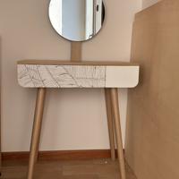 Mobile trucco toeletta